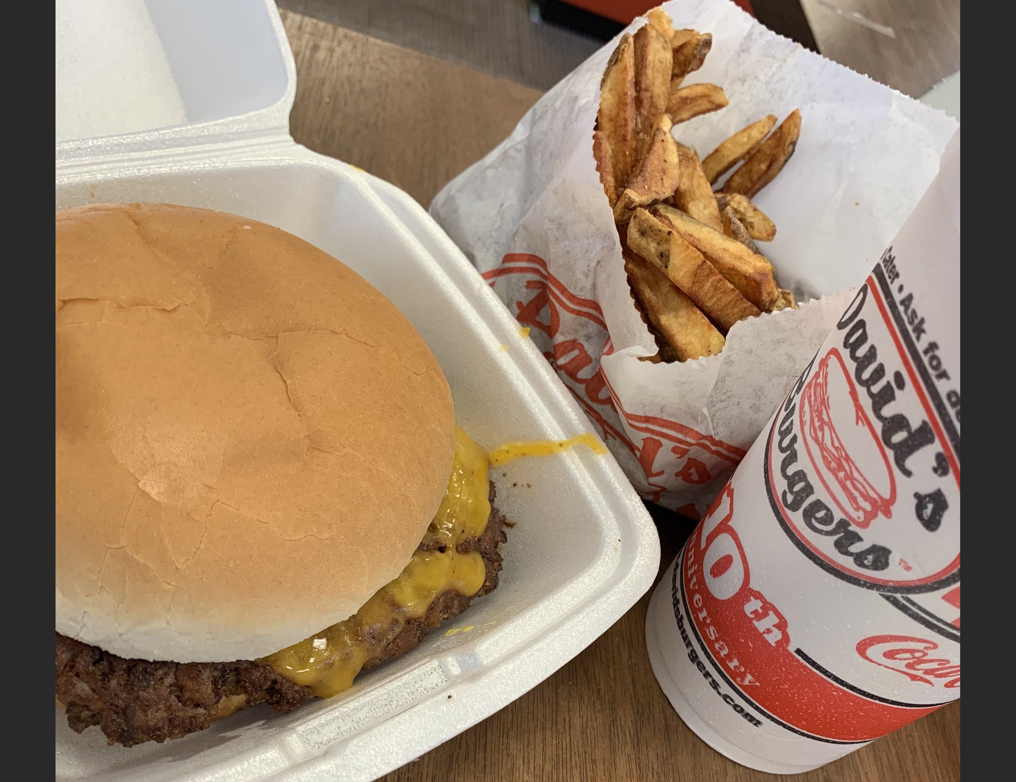 RESTAURANT TRANSITIONS: Burger spot temporarily shuts down; Sharks opens outlet in west Little Rock - Vimarsana News