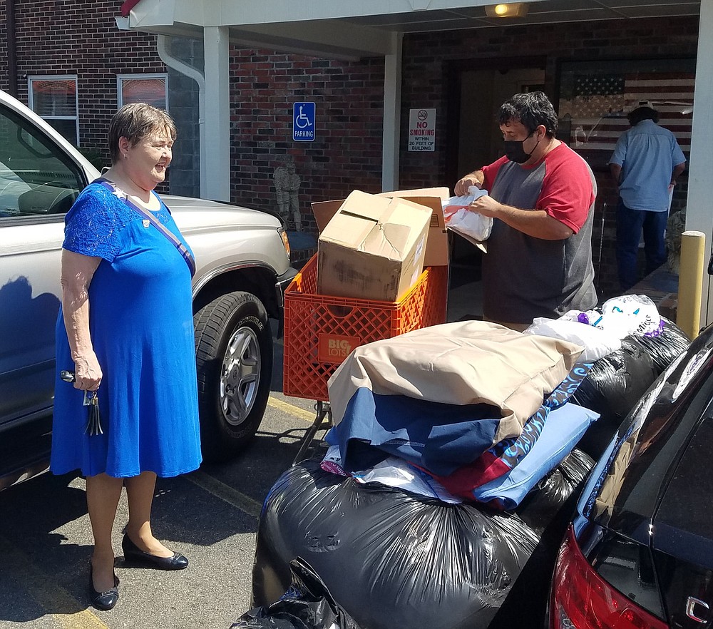 Pillow shower held for veterans