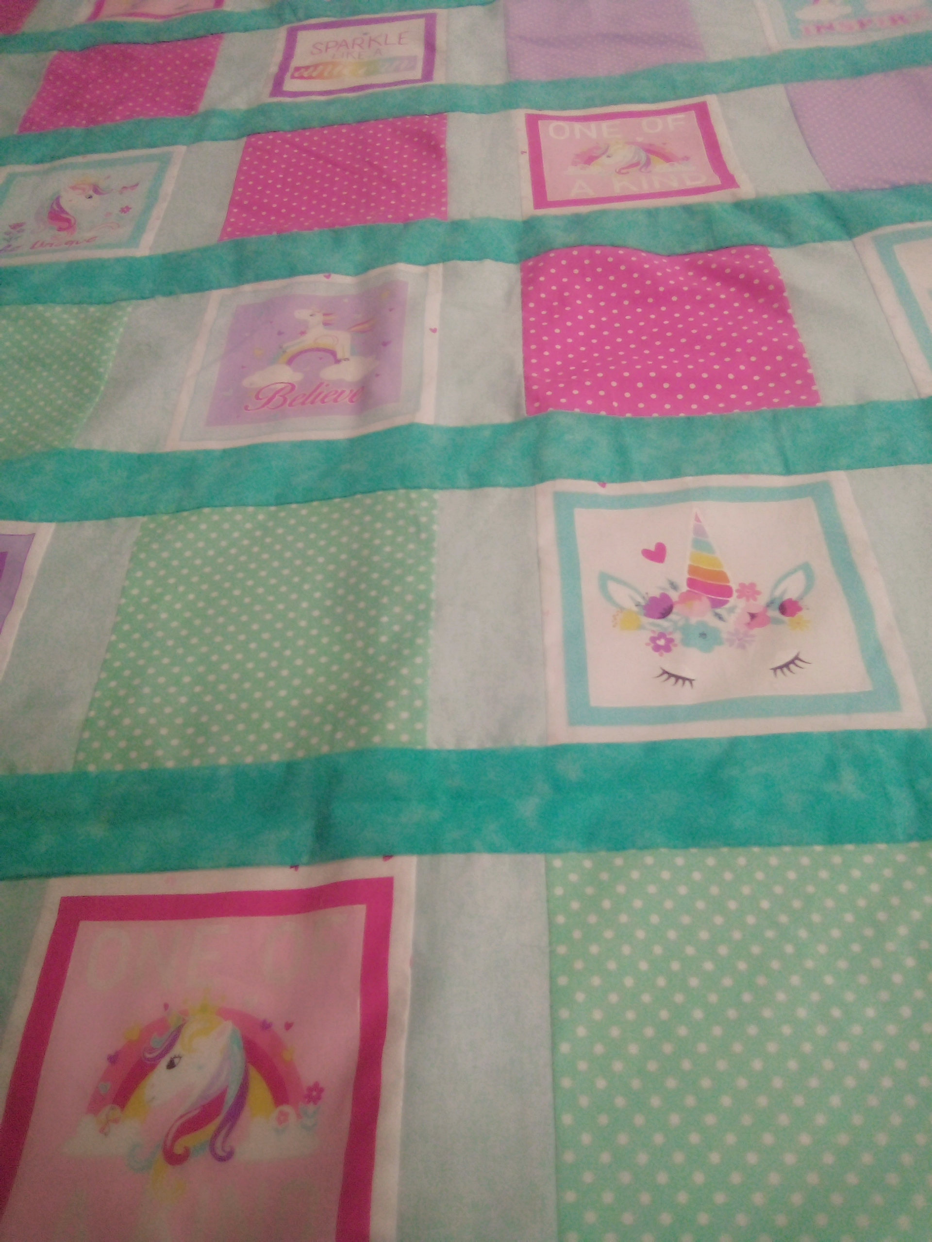 Quilt society meets, talks projects