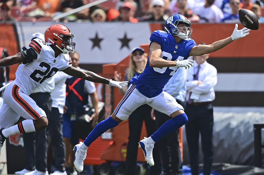 Cleveland Browns cornerback Greedy Williams (26) pursues a play on