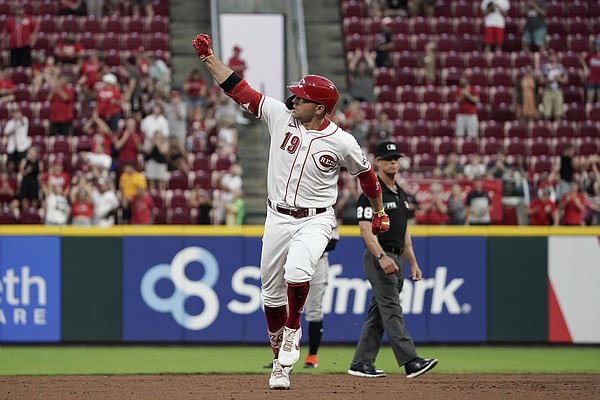 Resurgent Votto giving Reds a lift