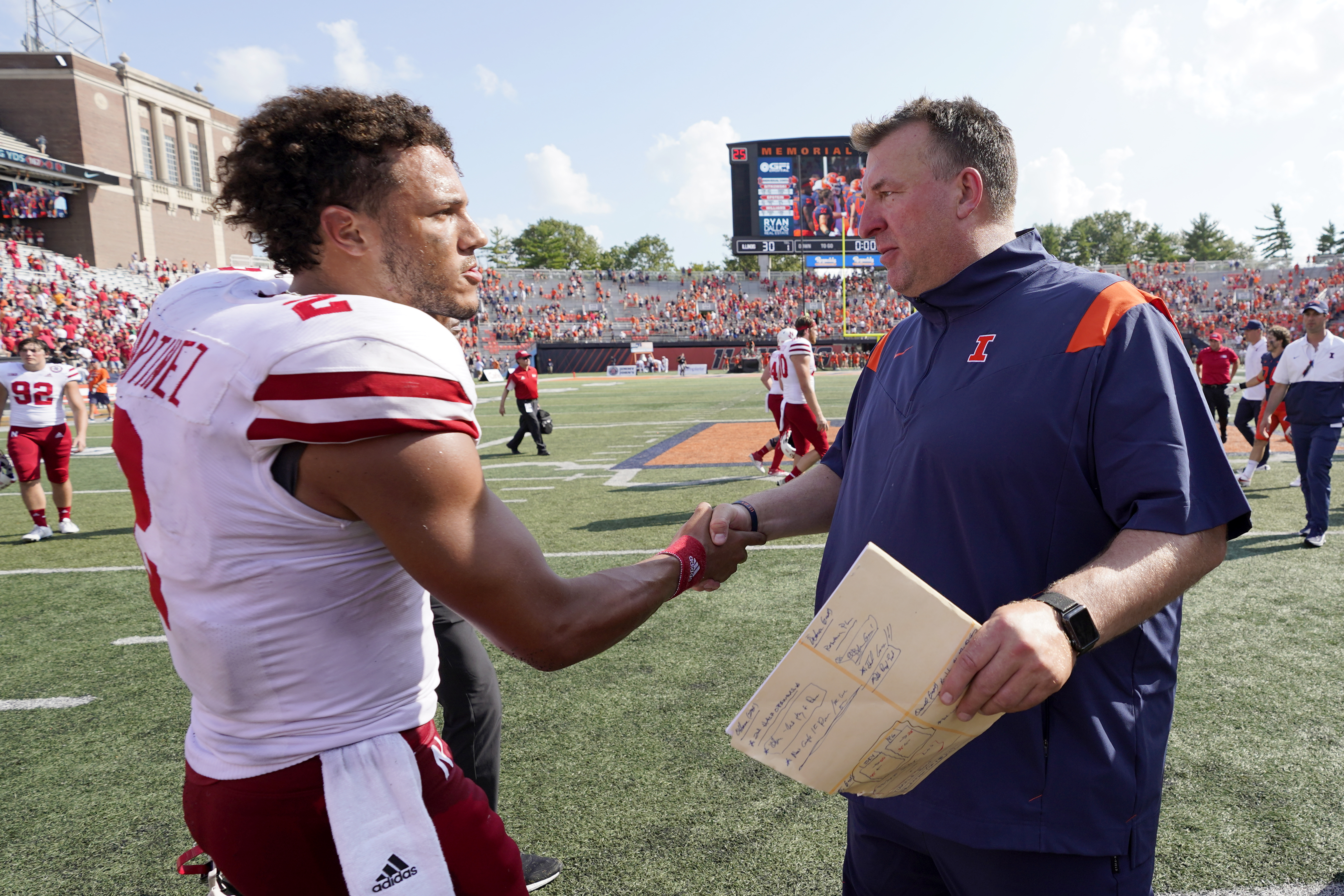 Bielema earns win in his Illinois debut - Vimarsana News