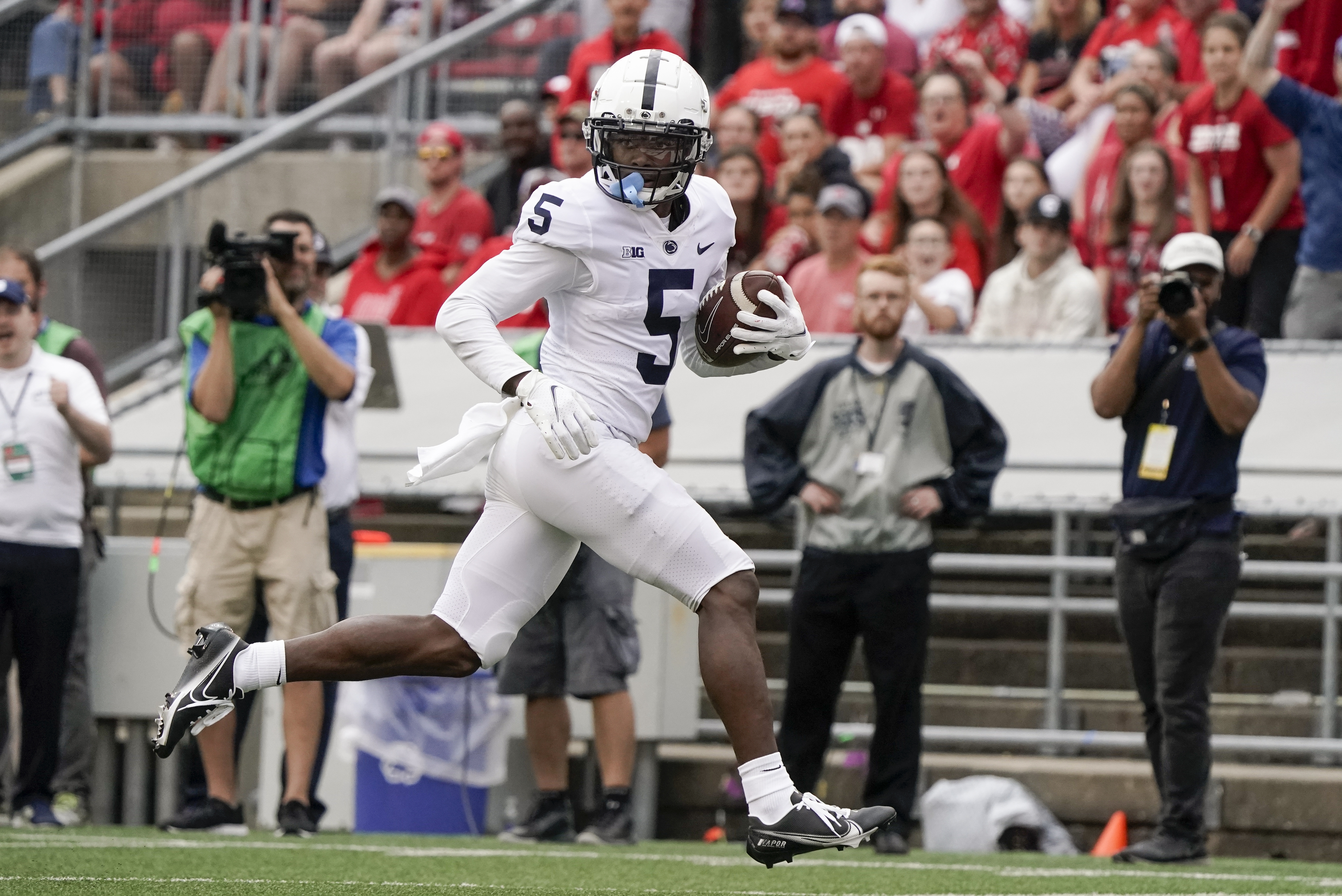 Penn State Nittany Lions Wide Receiver Jahan Dotson runs with the