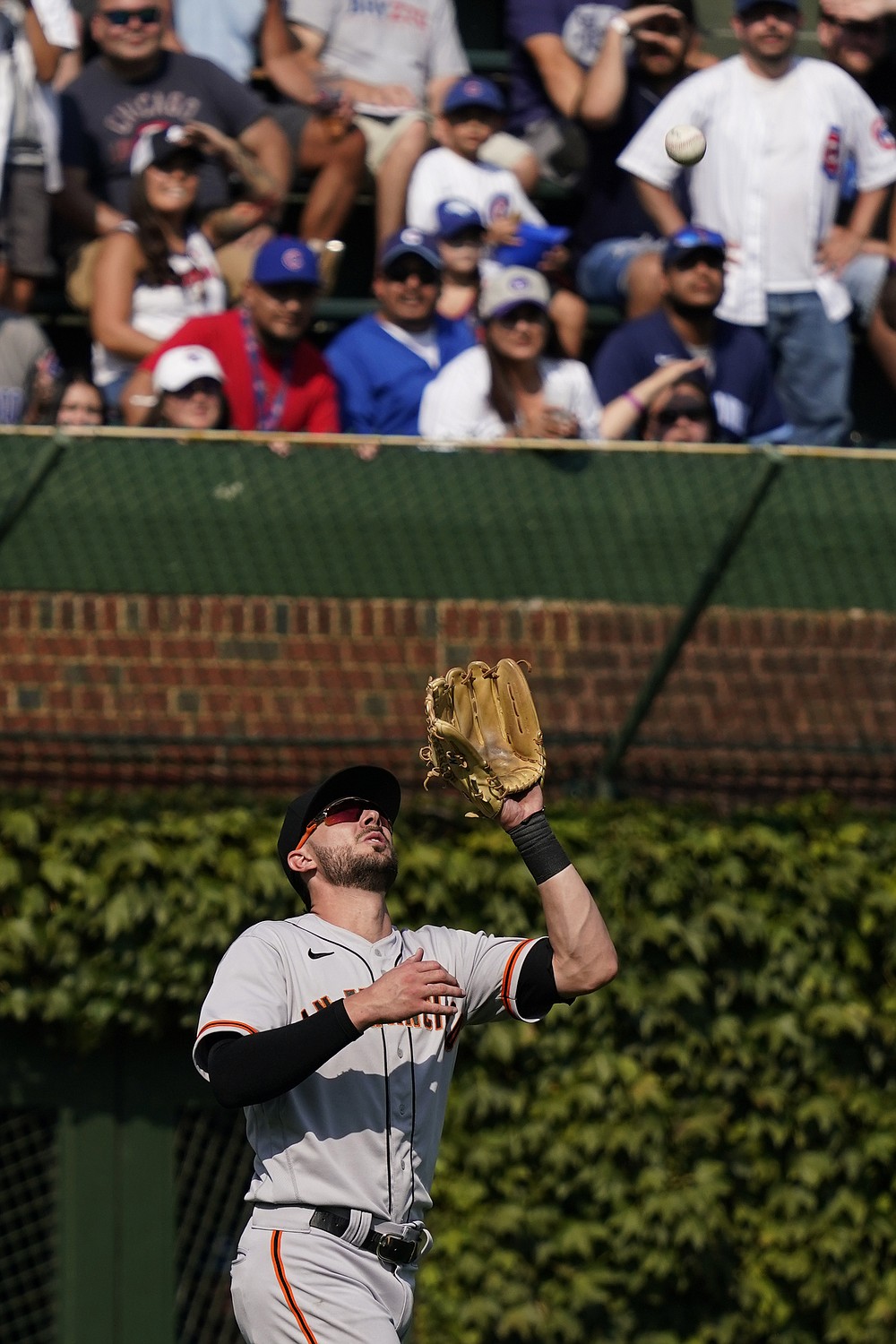 Kris Bryant returns to Wrigley Field, Giants beat Cubs 6-1 - The