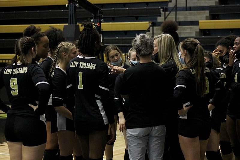 Hot Springs head volleyball coach Deana Franklin directs her players during a timeout during Thursday&#x2019;s win over El Dorado at Trojan Arena. - Photo by James Leigh of The Sentinel-Record