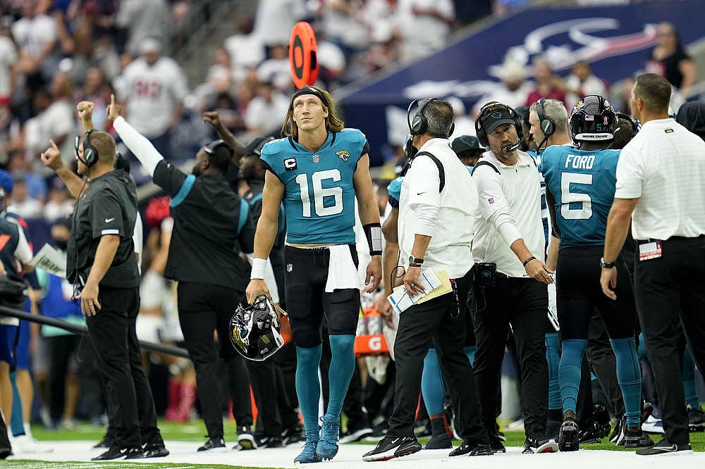 After offseason buildup, Jaguars, Urban Meyer open with meltdown – The  Denver Post