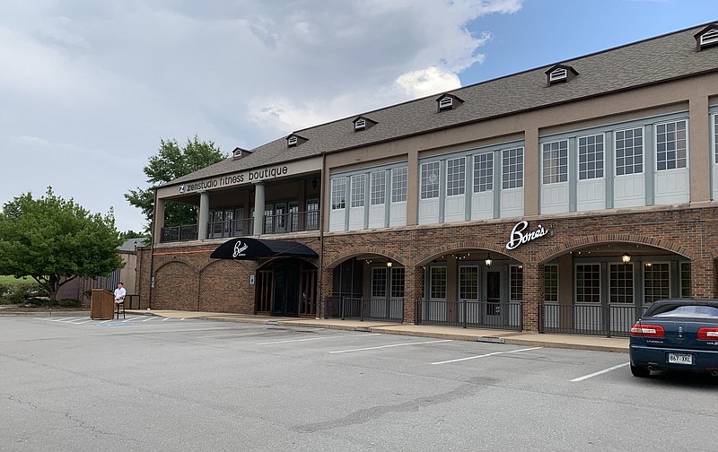 What used to be Bone's Chophouse on Rahling Road in Little Rock is now JB Chophouse and has temporarily closed for "restructuring." (Democrat-Gazette file photo/Eric E. Harrison)