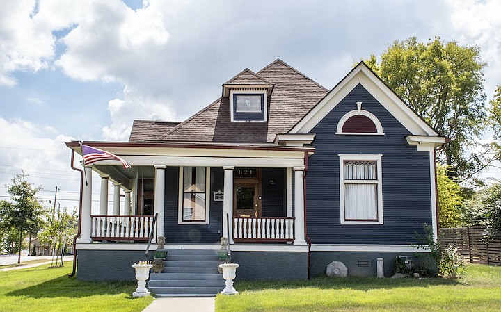 The Kleinschmidt House at 621 E. 16th St. is owned by Cecil and Rep. Denise Ennett. Denise Ennett’s family previously lived in the home and she and her husband moved back to Arkansas following his career in the Air Force. (Arkansas Democrat-Gazette/Cary Jenkins)