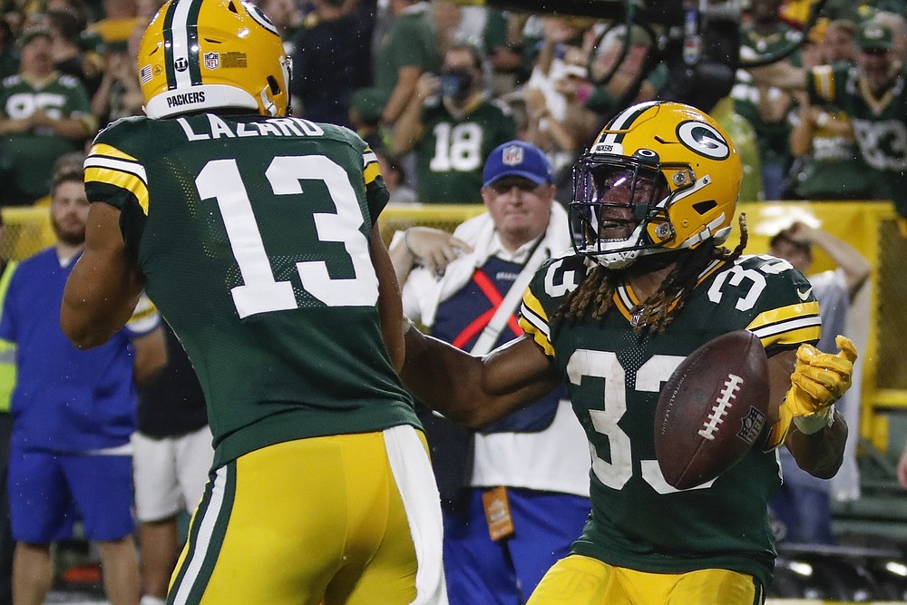 Packers bounce back, whip Lions