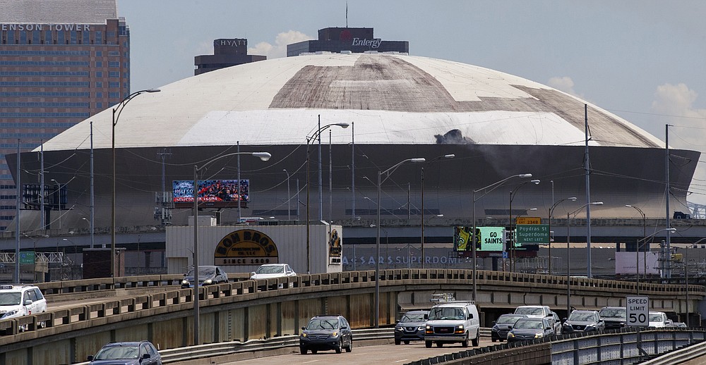 Superdome roof fire: Smoke, flames appear on top of New Orleans stadium 