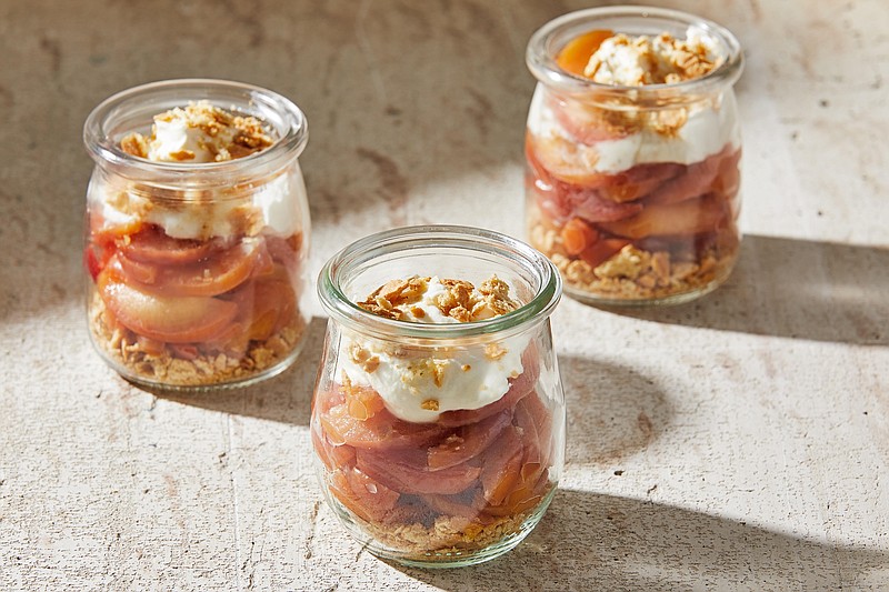 Apple Pie Parfaits (For The Washington Post/Tom McCorkle)