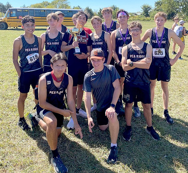 Blackhawks claim Bobcat boys title; Grant, Vasquez take gold