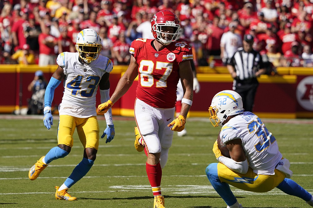 Kelce brothers out to end losing skids