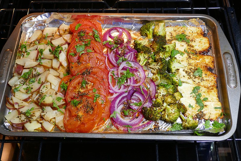 Roasted sheet pan vegetables. (Linda Gassenheimer/TNS)