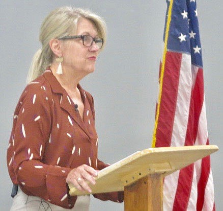 Westside Eagle Observer/SUSAN HOLLAND
Lori Tudor, director of the Arkansas Department of Transportation, speaks to citizens assembled at the Gravette Civic Center Friday morning, Oct. 1. Tudor was guest speaker at the regular meeting of the Gravette Kiwanis Club and attracted a large crowd who came to hear her comments on the department's Western North-South Connector Study now being conducted.