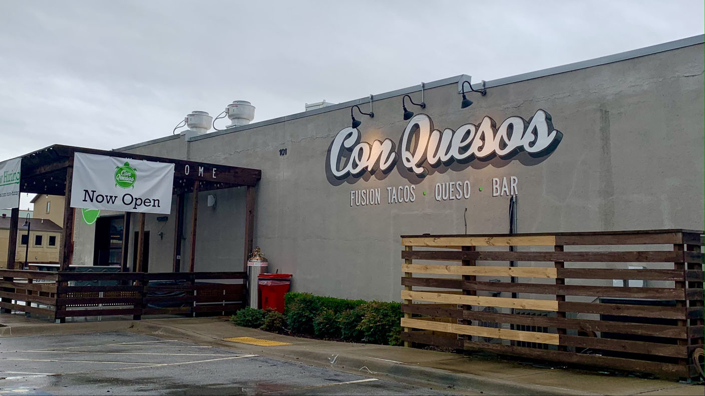 Let's Eat! Con Quesos, All American Steakhouse, Ozark Beer at Rope Hounds - Vimarsana News