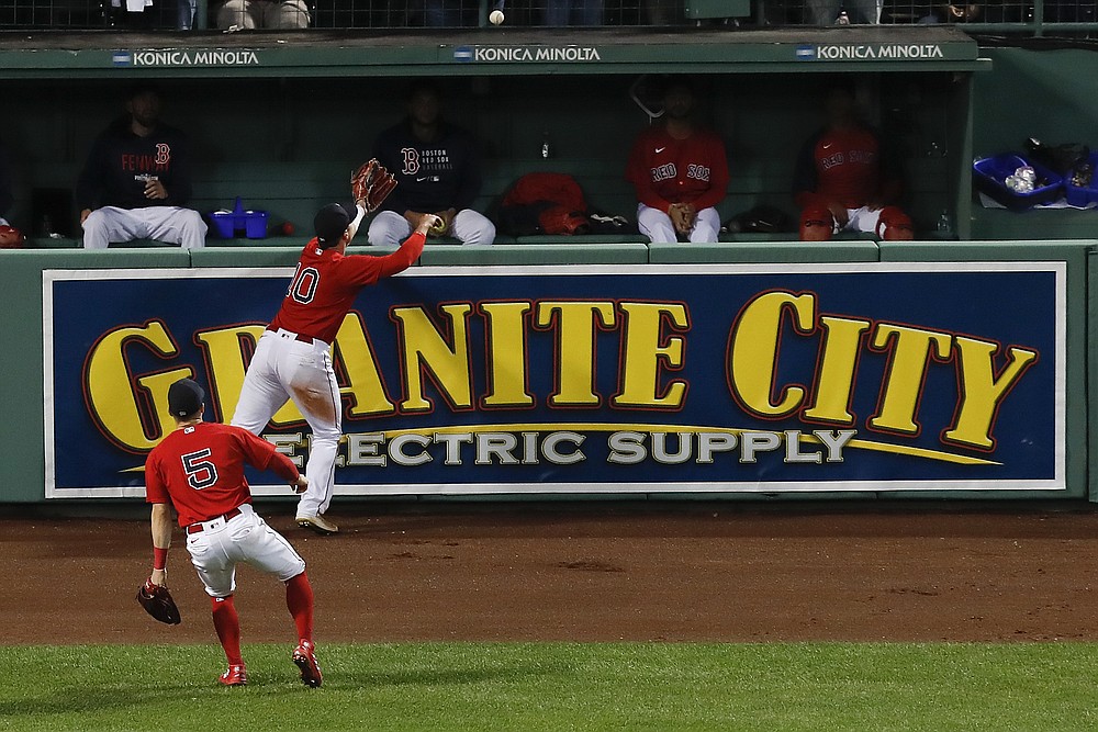 St. Petersburg, FL. USA; Tampa Bay Rays center fielder Kevin