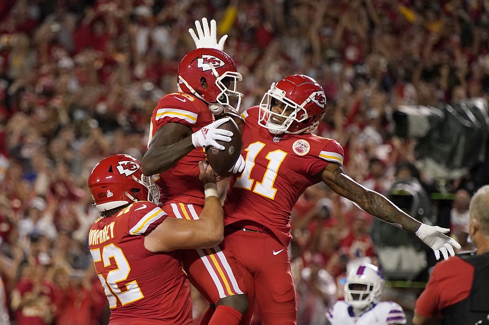 Allen, Bills storm past mistake-prone Chiefs