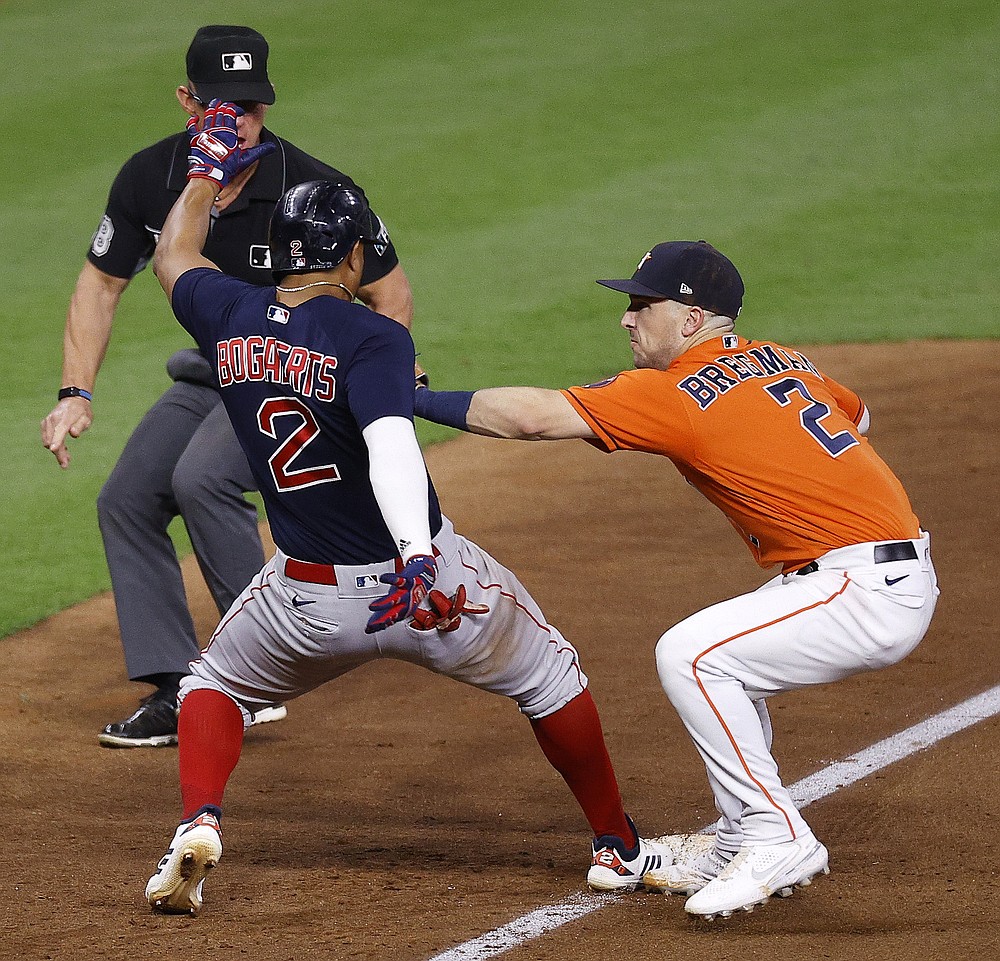 Red Sox's Hernandez 'en fuego' in ALCS Game 1 loss