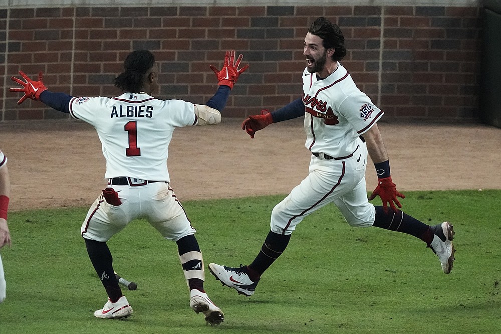 Late-night magic: Braves beat Dodgers 5-4, lead NLCS 2-0