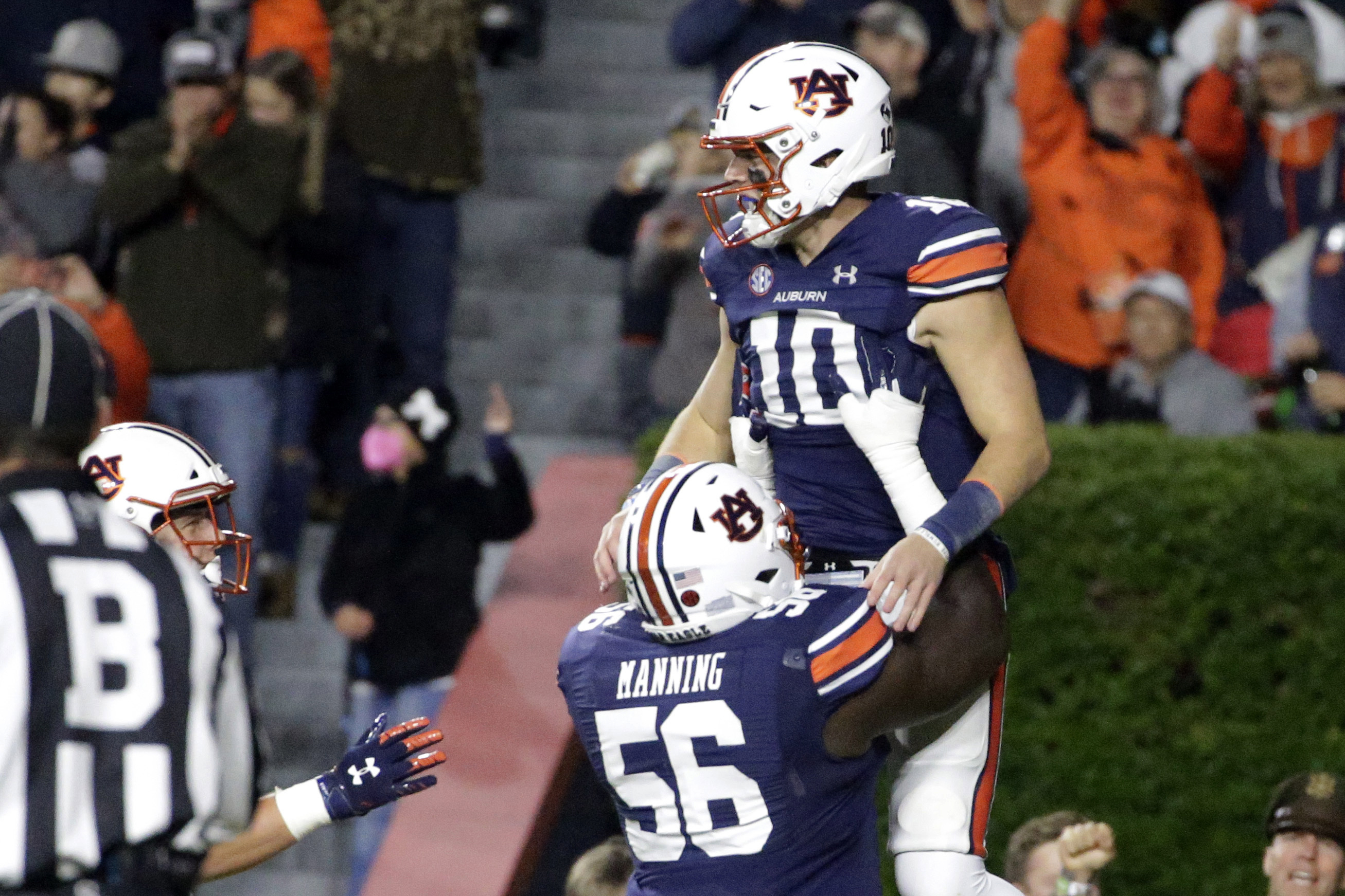 Nix, defense power No. 18 Auburn past No. 10 Ole Miss, 31-20 - Vimarsana News