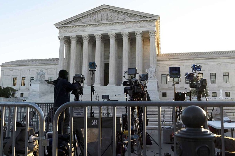 Supreme Court hears arguments in major gun rights case