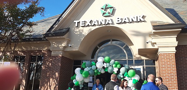 banks in texarkana texas