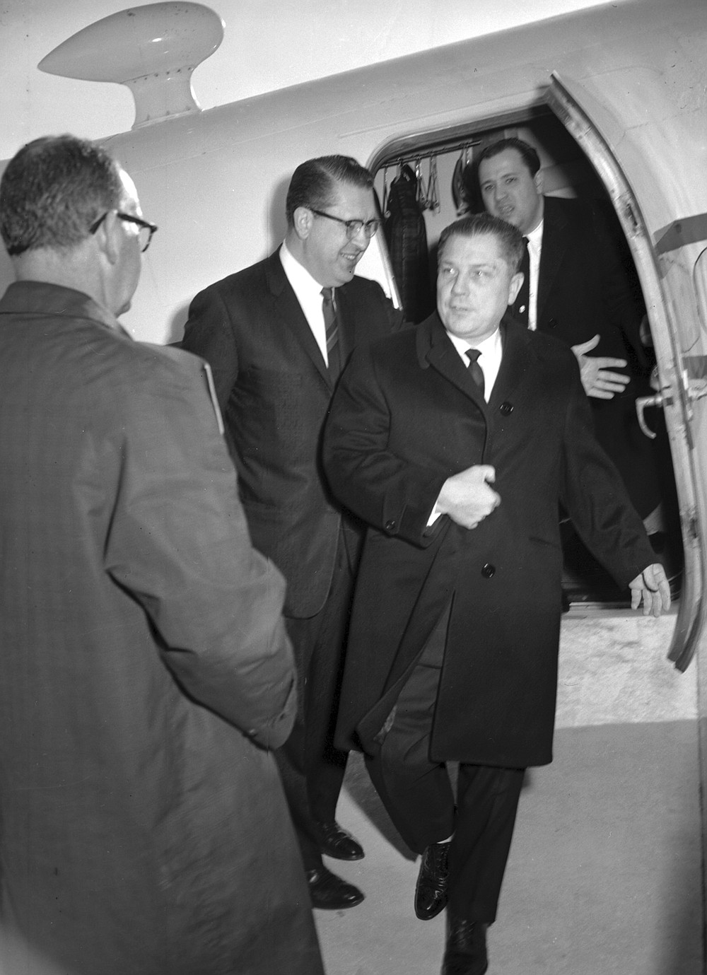 FBI looks at land near NJ landfill for Hoffa's remains