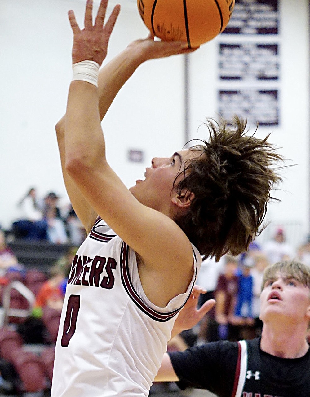 Westside Eagle Observer/RANDY MOLL
Gentry's Brayden Feathers shoots from under the basket in play against Life Way at Gentry High School on Nov. 16.