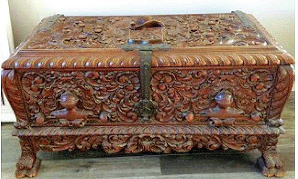 Best of Treasures: Wonderful chest likely from 1880s Britain