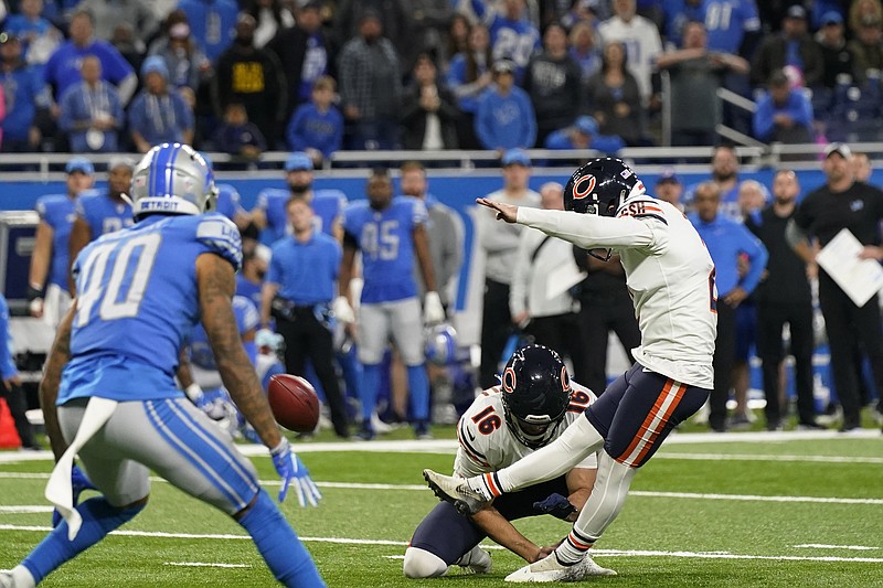 Chicago Bears kicker Cairo Santos kicks the winining field goal with time expiring to defeat the Detroit Lions 16-14 during the second half of an NFL football game, Thursday, Nov. 25, 2021, in Detroit. (AP Photo/Carlos Osorio)