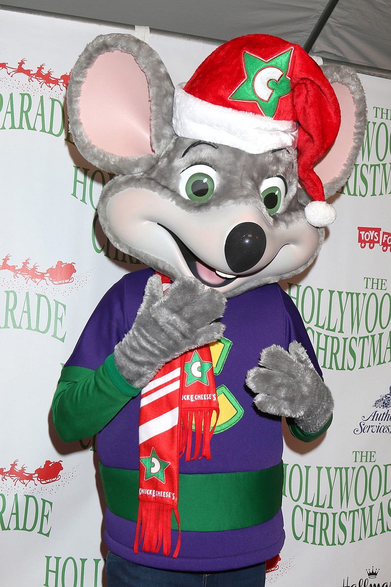 Chuck E. Cheese at the 85th Annual Hollywood Christmas Parade at Hollywood Boulevard on Nov. 27, 2016 in Los Angeles. (Kathy Hutchins/Zuma Press/TNS)