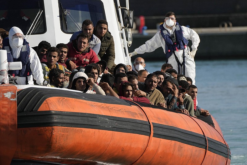 1,600 Migrants Lost At Sea In Mediterranean This Year | Magnolia Banner ...