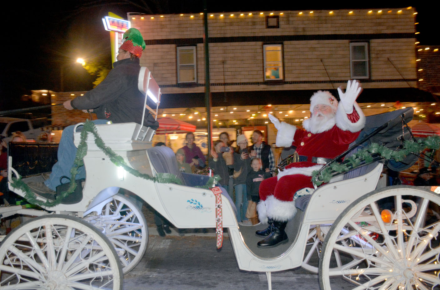 Siloam Springs Christmas Parade 2022 It's Beginning To Look A Lot Like Christmas