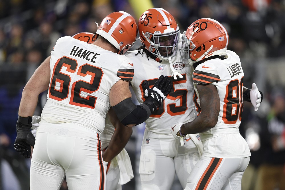 Cleveland Browns 10-16 Baltimore Ravens: Lamar Jackson overcomes