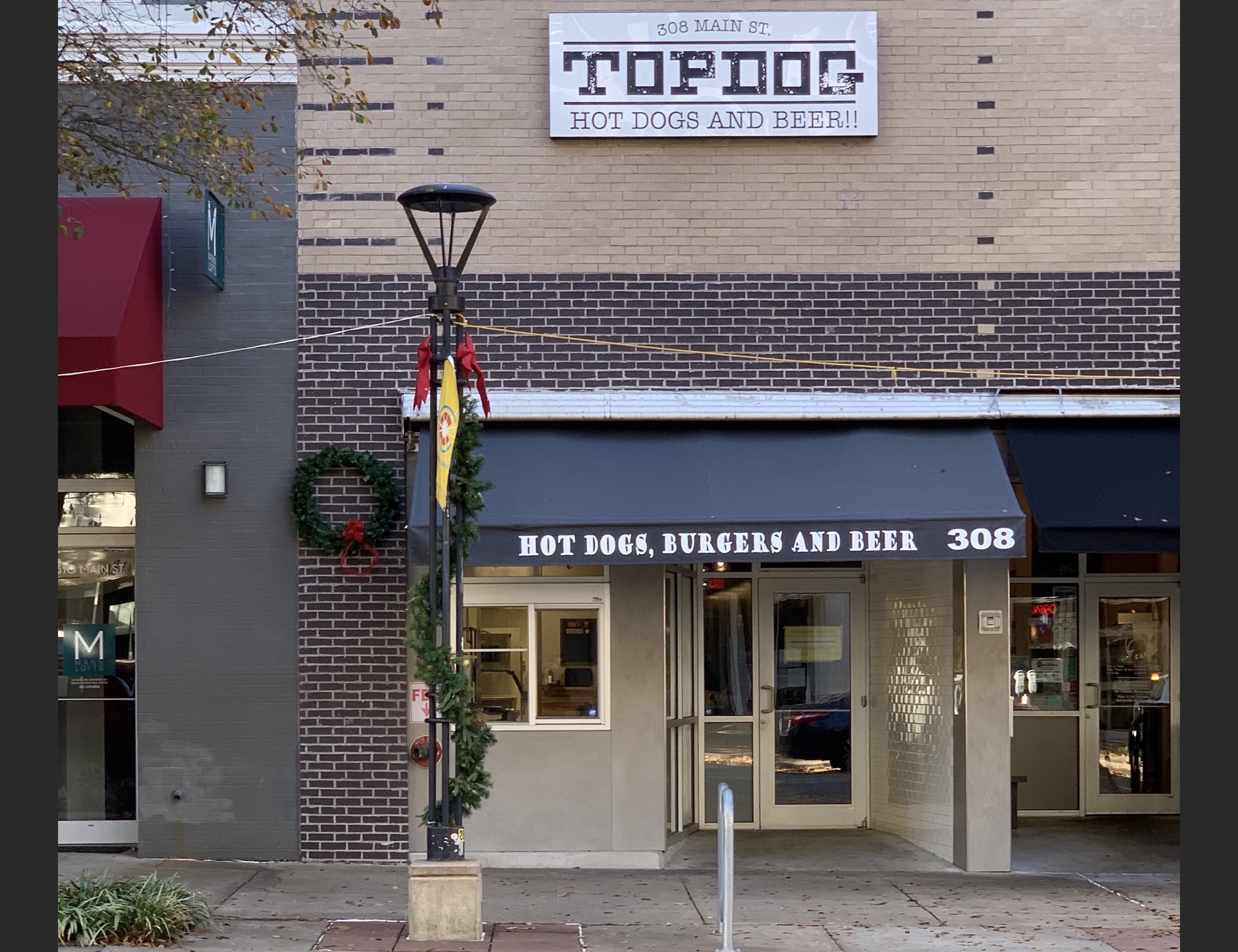 RESTAURANT TRANSITIONS: Second spot for hot dogs opens soon; Ex-Cathead's Diner to become food hall - Vimarsana News