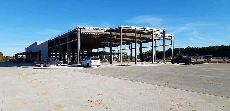 The new United Ag & Turf dealership is under construction on East Loop Drive. Some time next year, the present dealership on 9th Street will relocated to the new facility. (Staff photo by Junius Stone)
