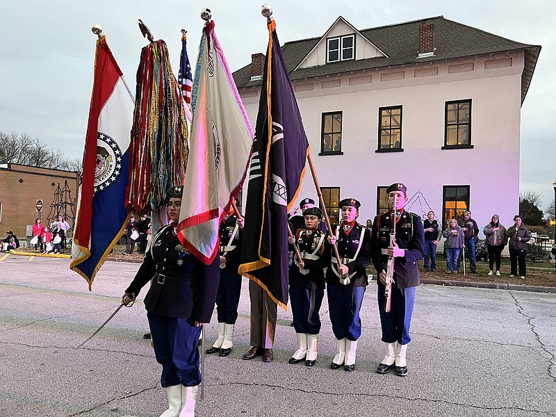 Annual Pineville Lighted Christmas Parade Takes Place Dec. 4 McDonald