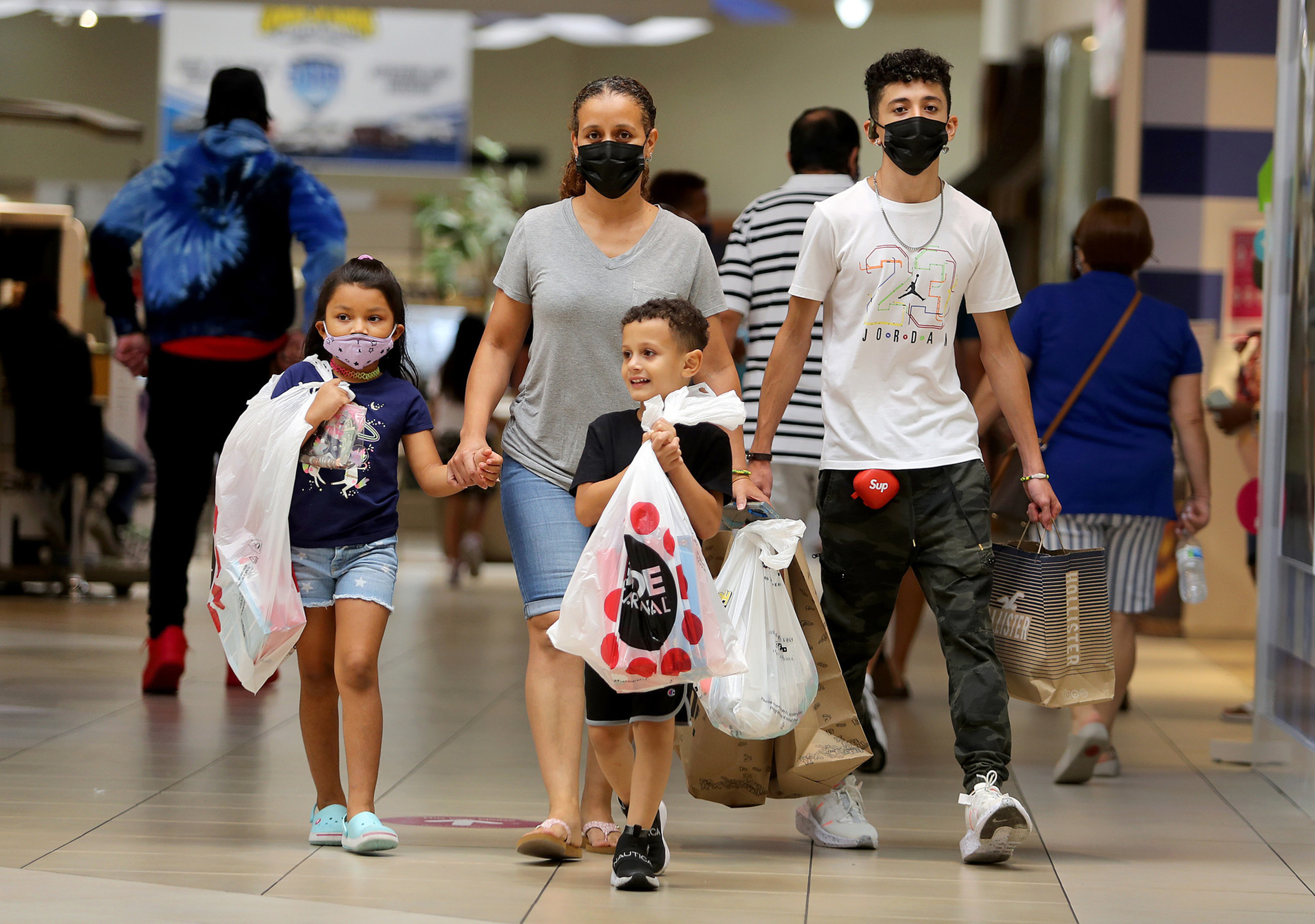 Malls ditch shopping to fill wasteland of vacant retail stores - Vimarsana News