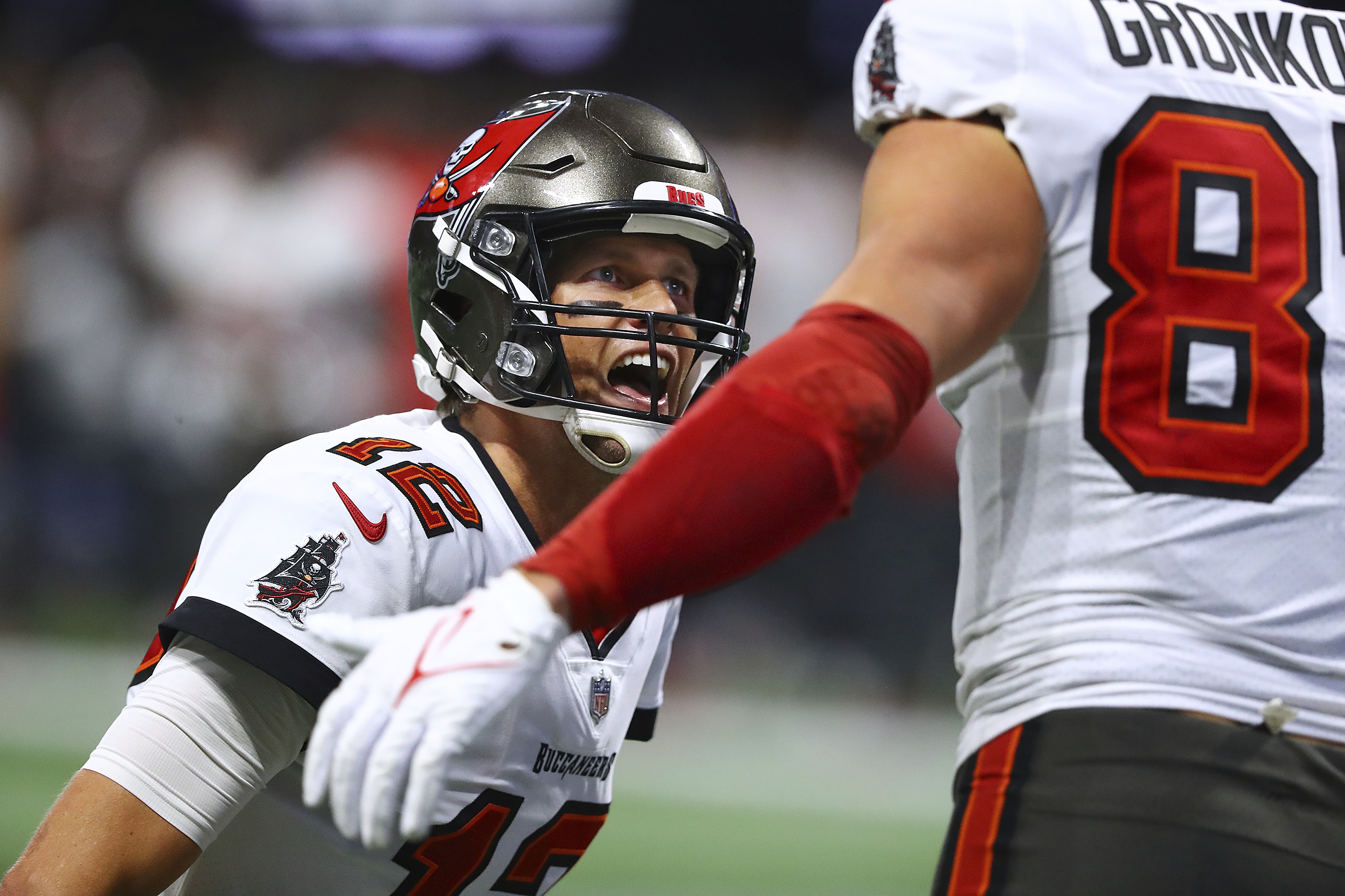 Brady, Bucs look to end 2-game skid against improved Falcons