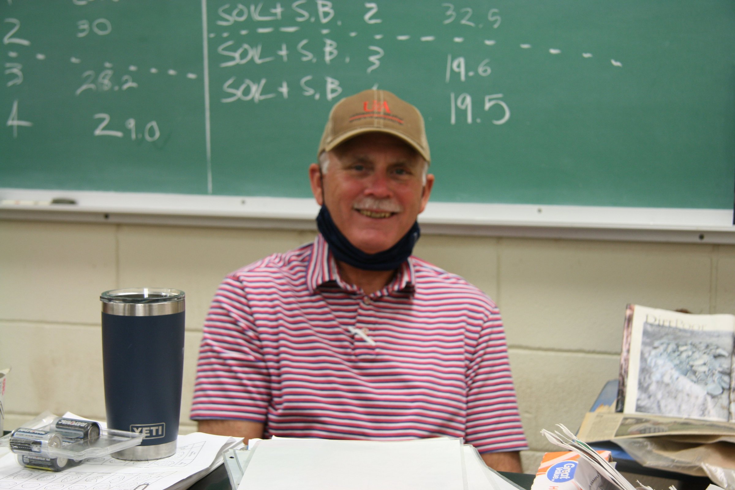 No more playing in the dirt; UAM professor makes exit after 34 years