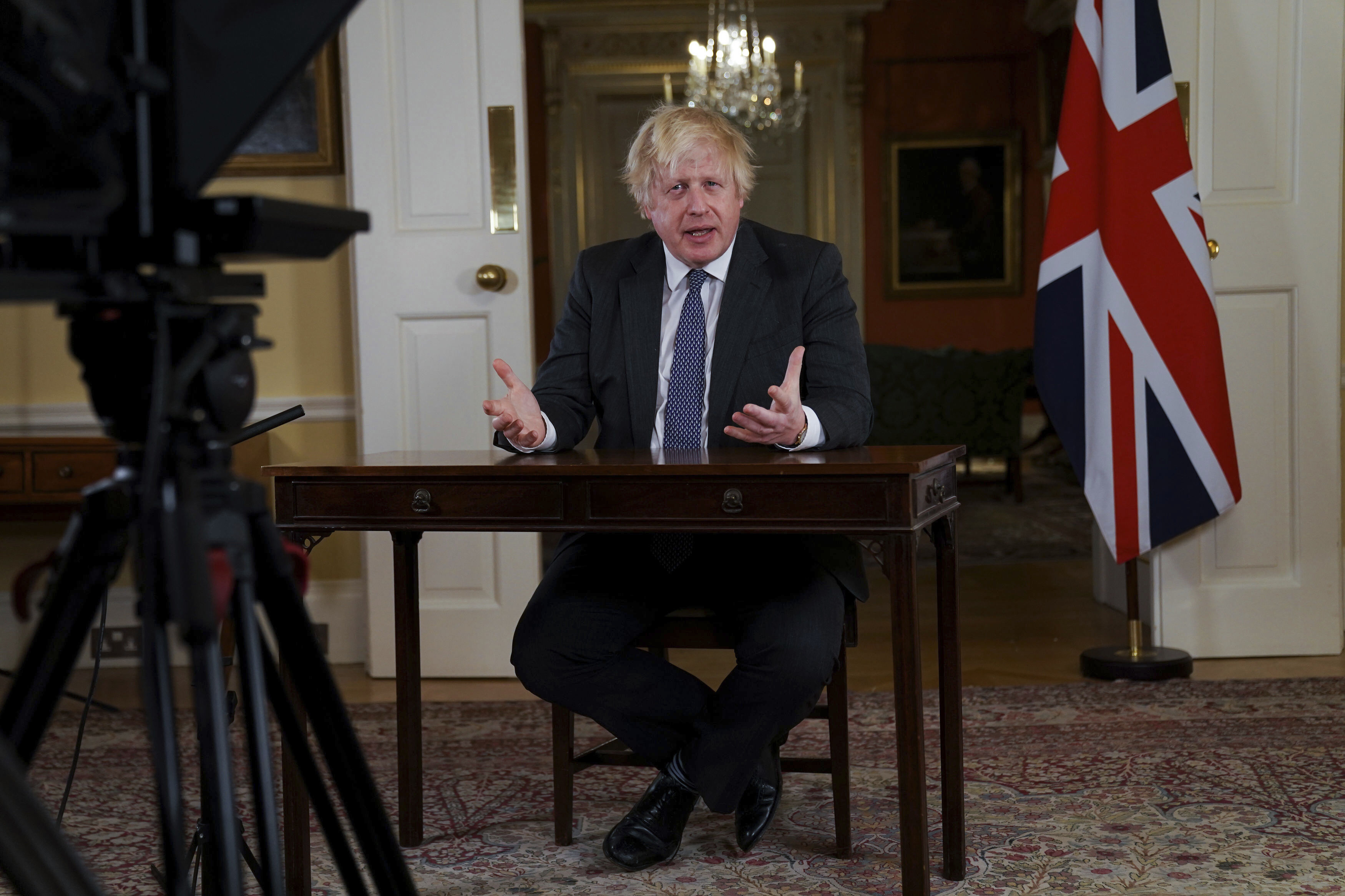 Wave near, U.K. warned - Vimarsana News