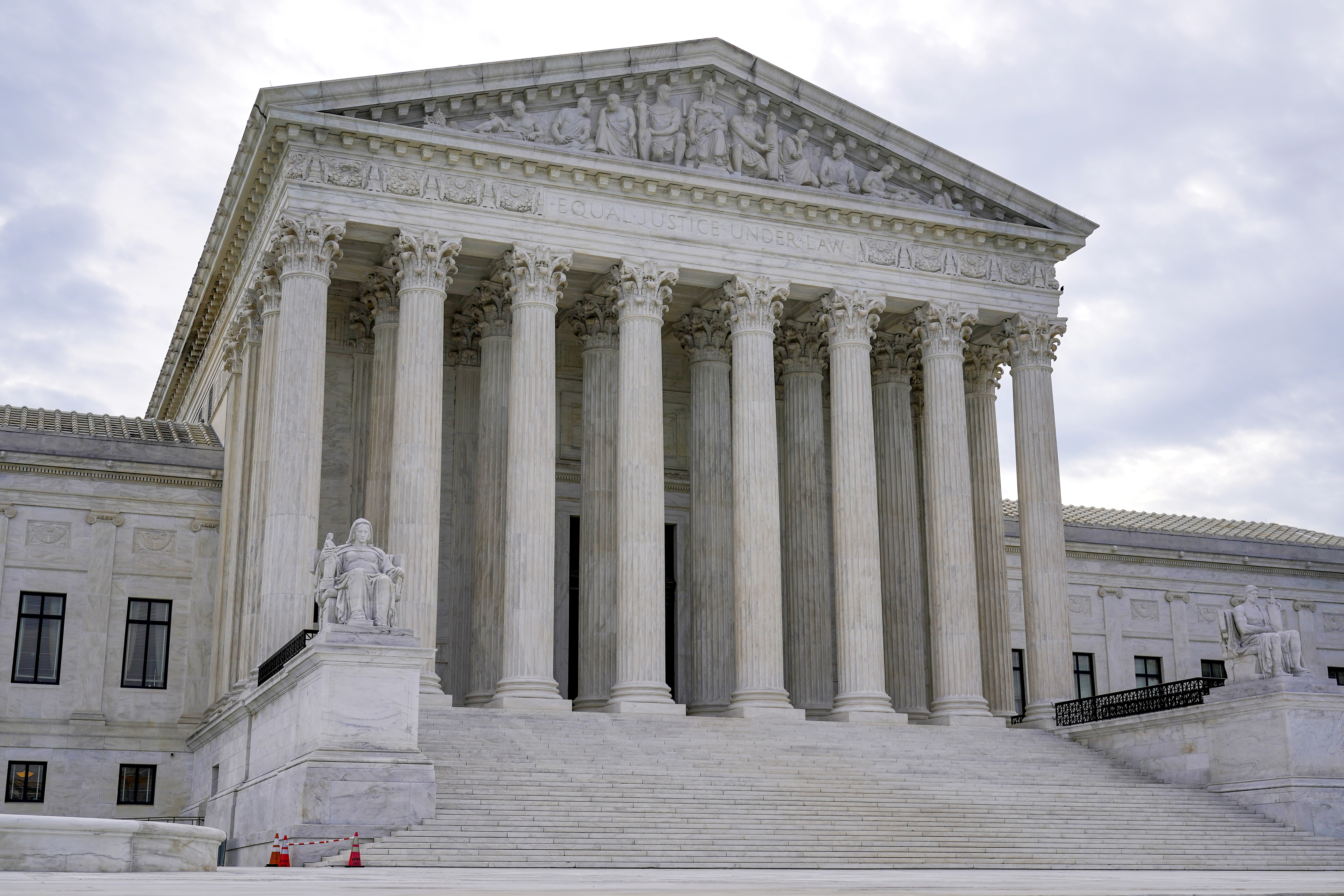 Justices allow N.Y. vaccine edict to stand - Vimarsana News