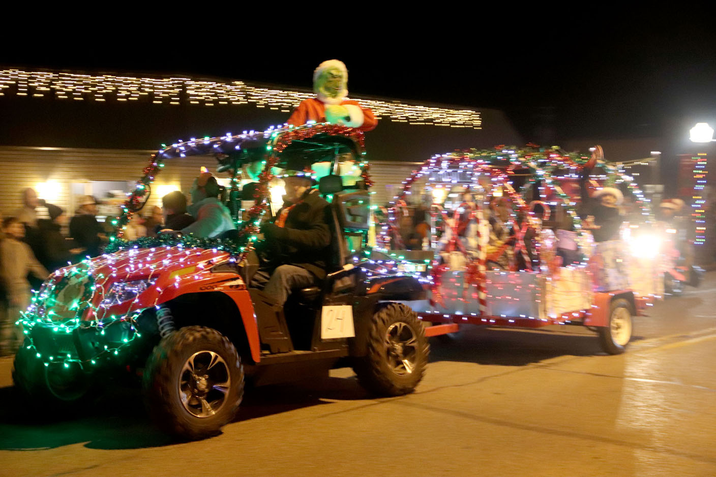 Lynn Christmas Parade 2022 More Christmas Photos