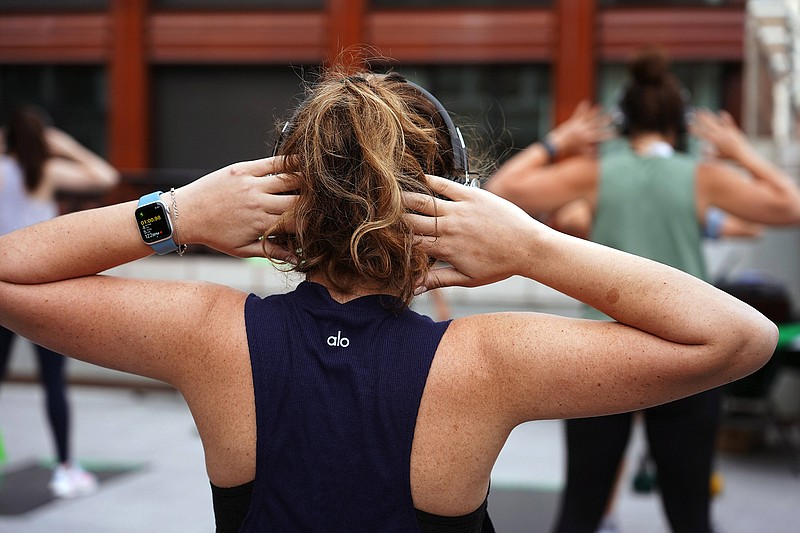 Among 52 incentives to exercise, giving people a 9-cent award if they returned to the gym after missing a workout helped the most. (The New York Times/Michelle V. Agins)
