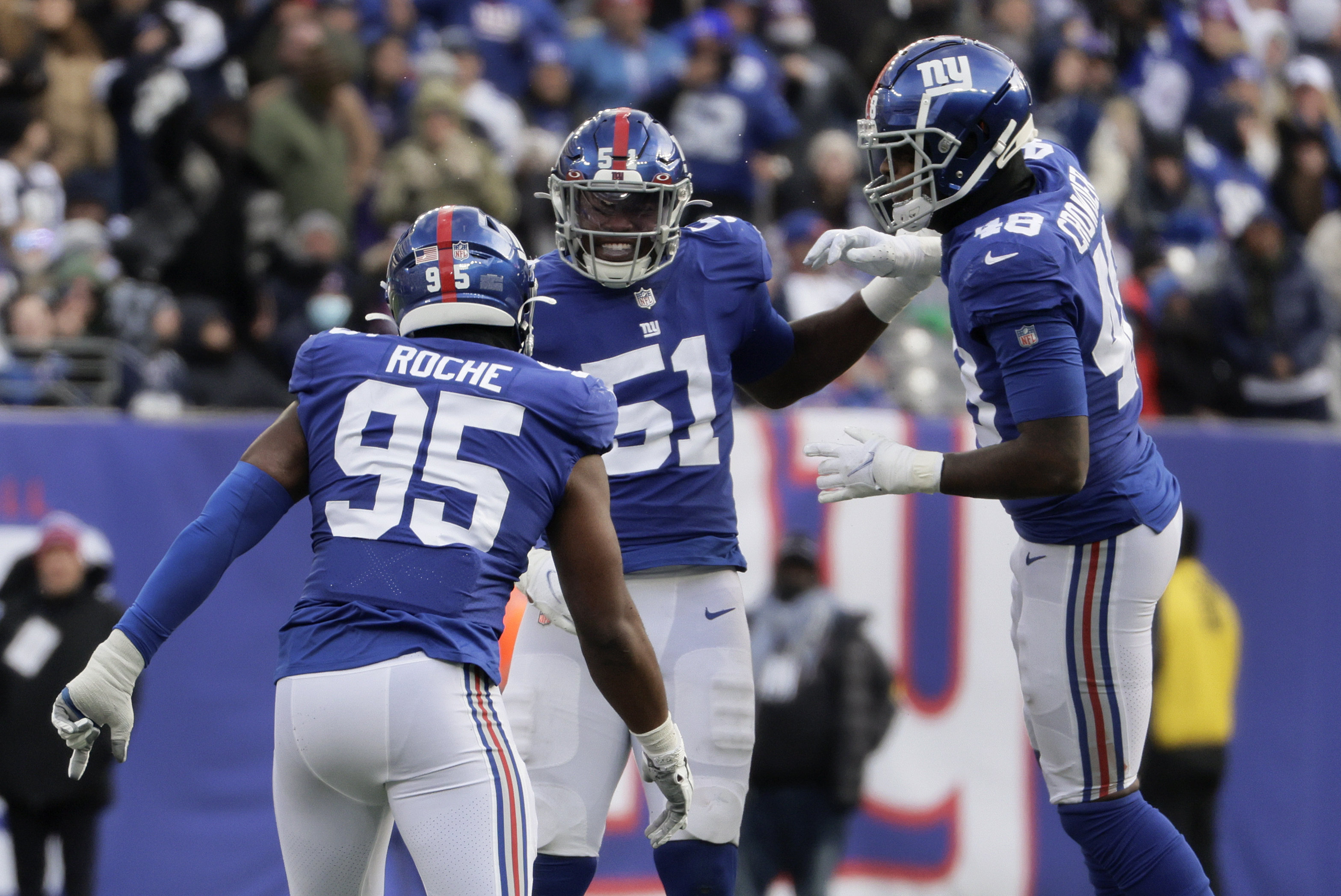 New York Giants inside linebacker Tae Crowder (48) in coverage during an  NFL football game against the Dallas Cowboys, Sunday, Dec. 19, 2021, in  East Rutherford, N.J. The Dallas Cowboys defeated the