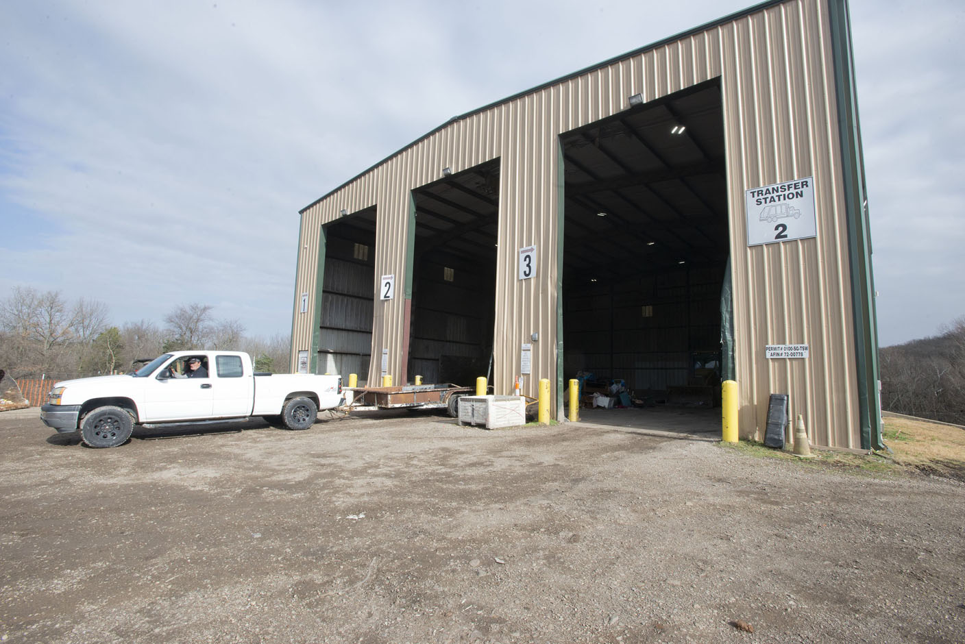 Boston Mountain solid waste board seeking bids for hauling waste in wake of proposed price increase - Vimarsana News