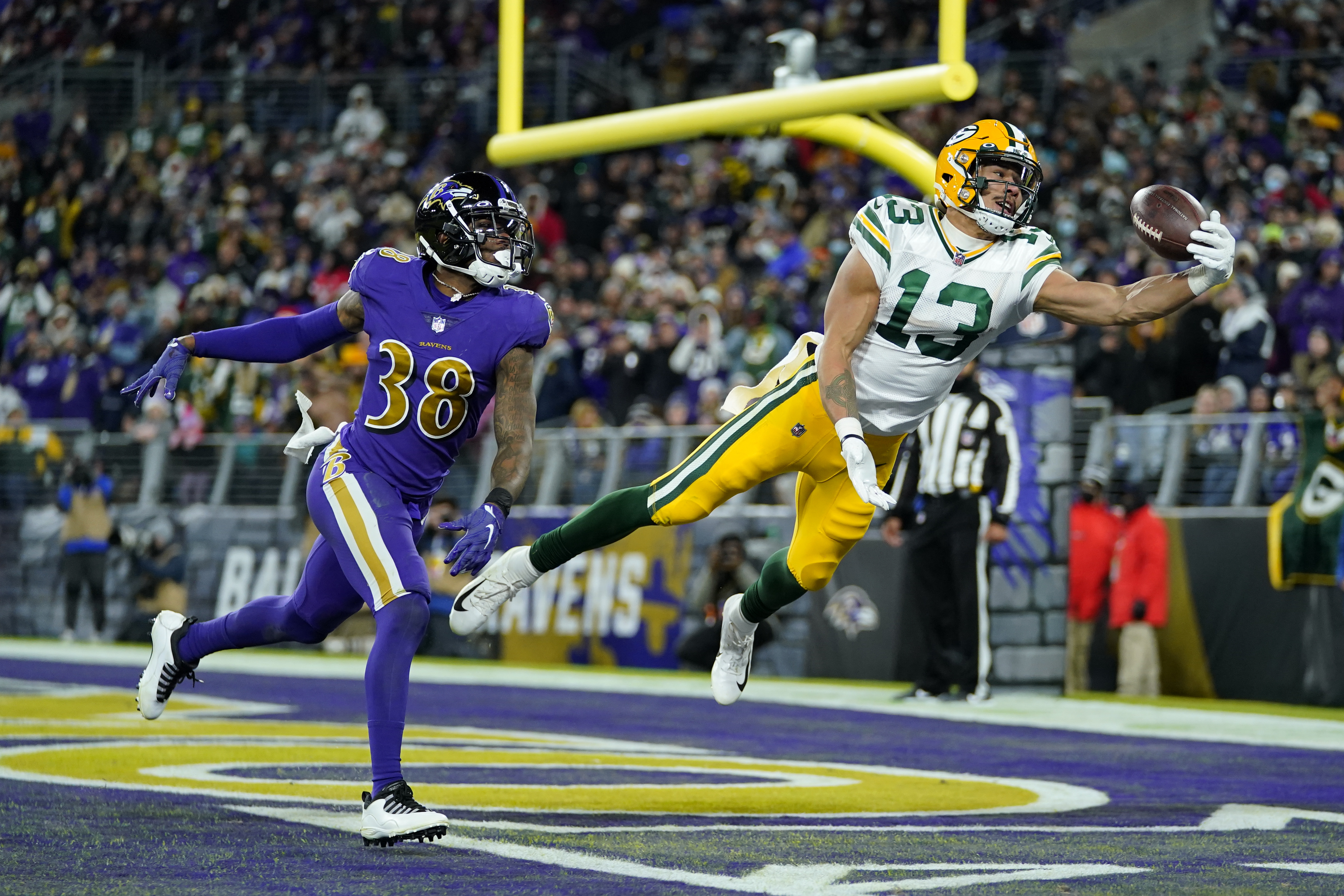 With lead in NFC North, Packers prepare to face division rivals in