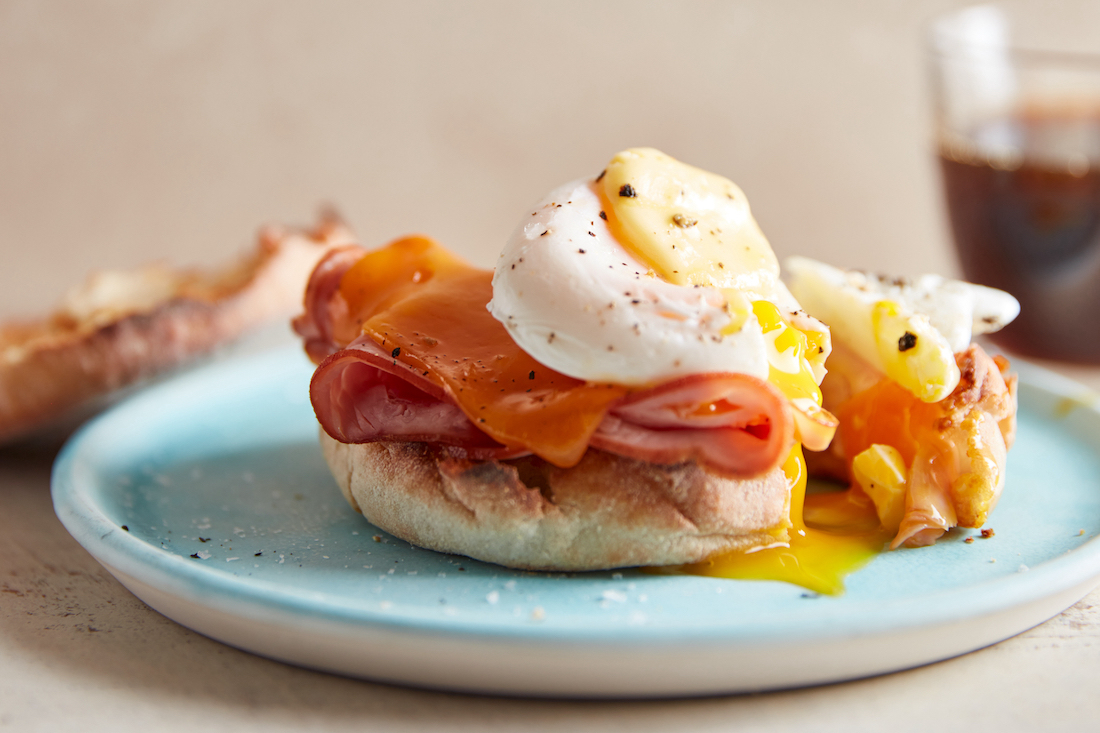 COOKING FOR TWO: Photographer's poached eggs imperfectly beautiful - Vimarsana News