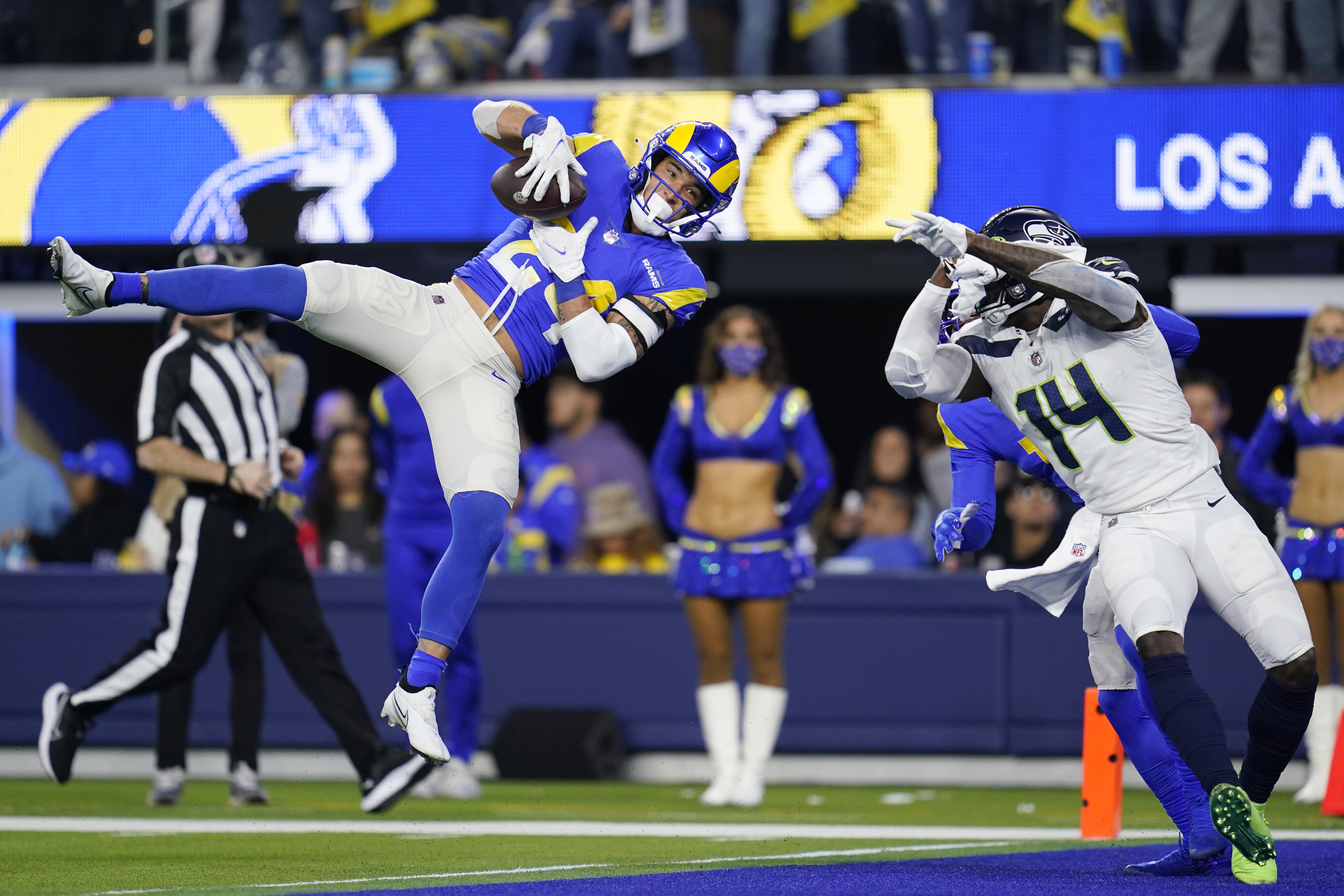 Two days before postponed Eagles game, Washington is still missing Taylor  Heinicke and Kyle Allen